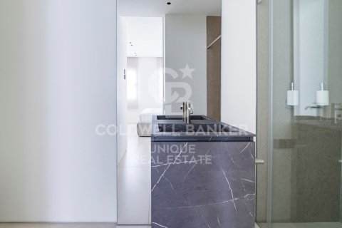 Kattohuoneisto myytävänä Madrid, Espanja, 3 makuuhuonetta, 228 m2 No. 157420 - kuva 13