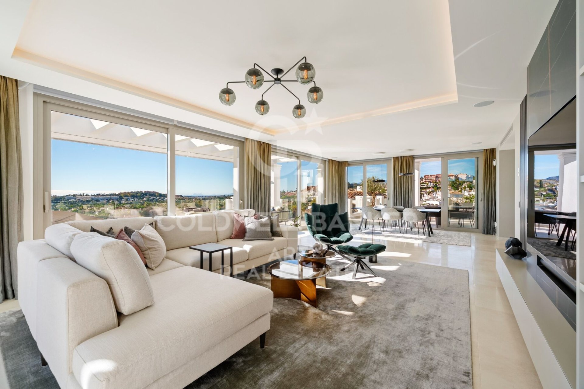 Penthouse à Marbella, Malaga, Espagne 3 chambres, 266 m2 No. 179128