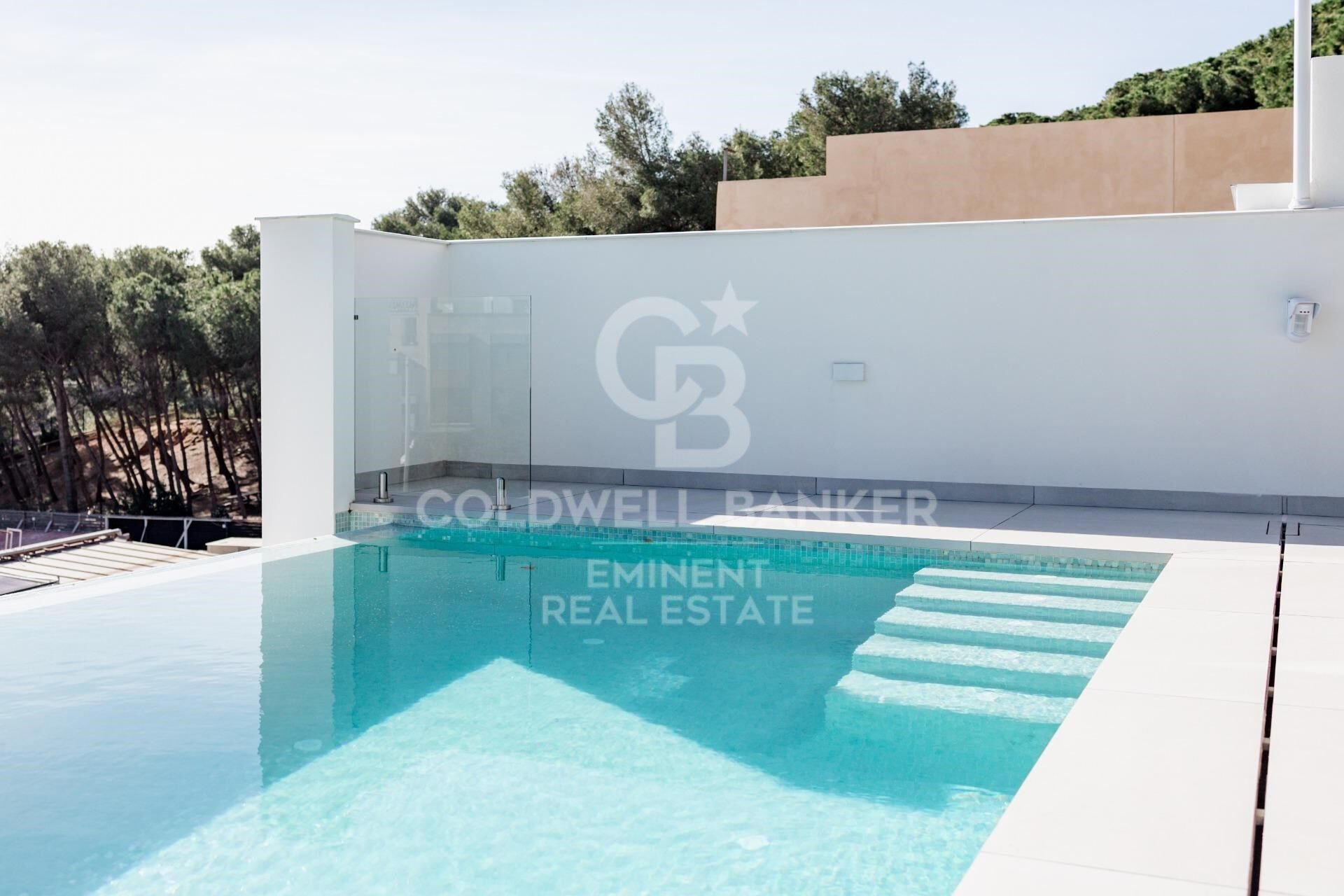 House in Barcelona, Spain 6 bedrooms, 710 sq.m. No. 179130