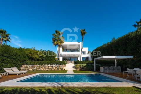 Villa à vendre à Marbella, Malaga, Espagne, 6 chambres, 473 m2 No. 179129 - photo 2