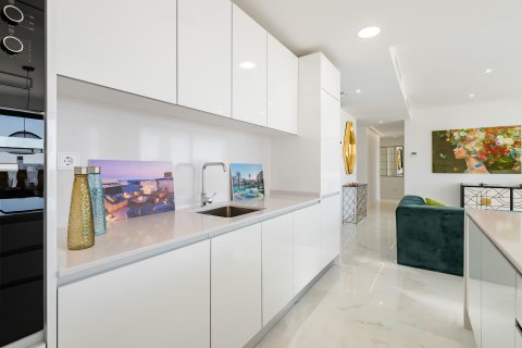 Apartment for sale in Estepona, Malaga, Spain 3 bedrooms, 144.23 sq.m. No. 177675 - photo 25