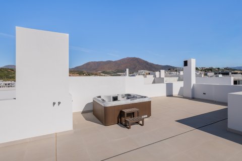 Apartment for sale in Estepona, Malaga, Spain 3 bedrooms, 144.23 sq.m. No. 177675 - photo 12