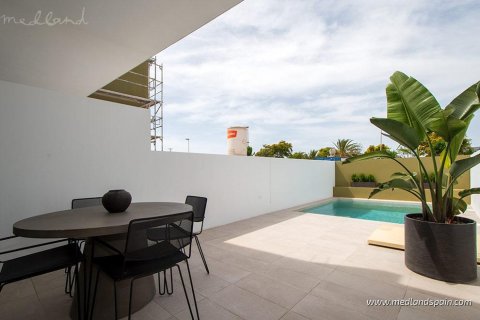 Townhouse for sale in Pilar de la Horadada, Alicante, Spain 3 bedrooms, 112 sq.m. No. 163048 - photo 12