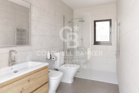 Huoneisto myytävänä A Coruna, Espanja, 3 makuuhuonetta, 93 m2 No. 159957 - kuva 6