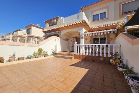 Townhouse in Torre de la Horadada, Alicante, Spain 3 bedrooms, 103 sq.m. No. 196779