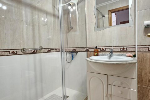 Townhouse for sale in Torre de la Horadada, Alicante, Spain 3 bedrooms, 103 sq.m. No. 196779 - photo 9