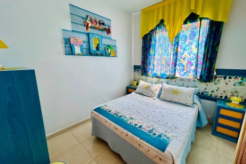 Townhouse for sale in Torrevieja, Alicante, Spain 2 bedrooms, 64 sq.m. No. 196776 - photo 25