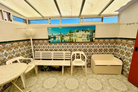 Townhouse for sale in Torrevieja, Alicante, Spain 2 bedrooms, 64 sq.m. No. 196776 - photo 19