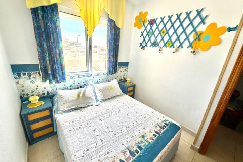Townhouse for sale in Torrevieja, Alicante, Spain 2 bedrooms, 64 sq.m. No. 196776 - photo 27