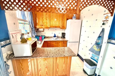 Townhouse for sale in Torrevieja, Alicante, Spain 2 bedrooms, 64 sq.m. No. 196776 - photo 15