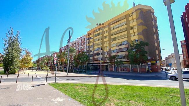 Propiedad comercial en Alicante, España 50 m2 No. 182798