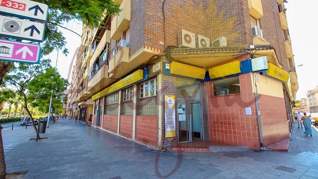 Propiedad comercial en Alicante, España 50 m2 No. 182798