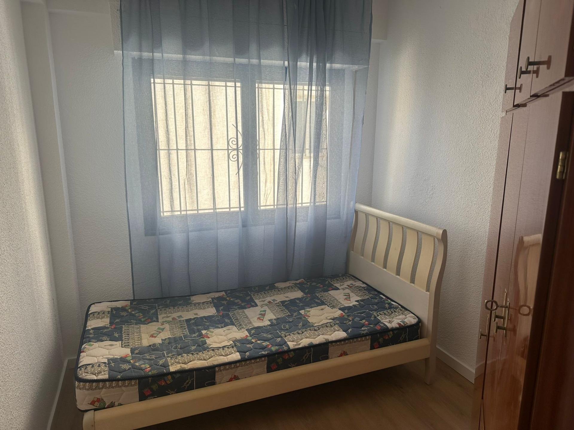 Apartment in Alicante, Spain 2 bedrooms, 81 sq.m. No. 182799