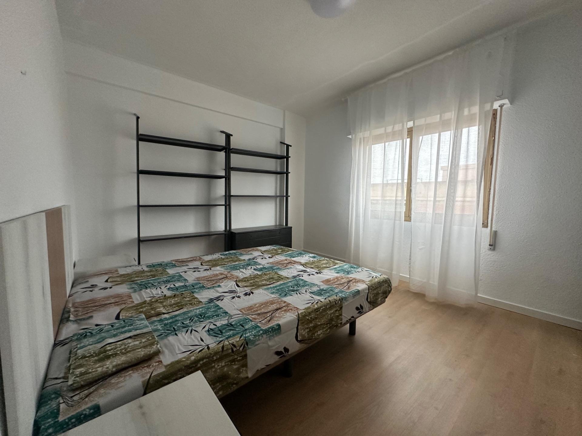 Apartment in Alicante, Spain 2 bedrooms, 81 sq.m. No. 182799