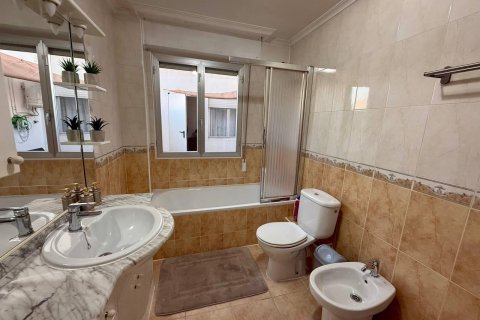 Appartamento in vendita a Torrevieja, Alicante, Spagna 2 camere da letto, 89 mq. N° 182804 - foto 17