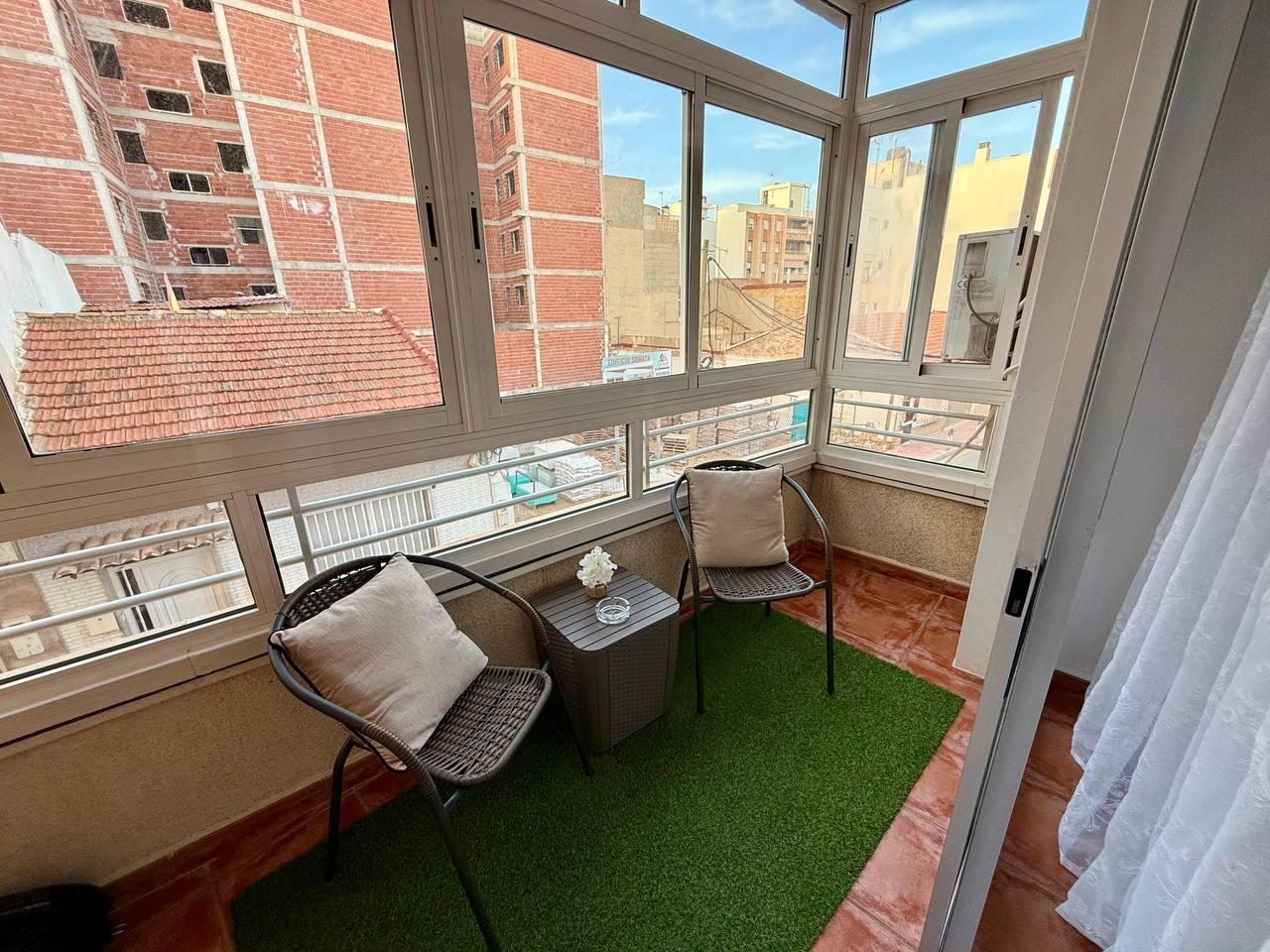 Huoneisto Torrevieja, Alicante, Espanja 2 makuuhuonetta, 89 m2 No. 182804