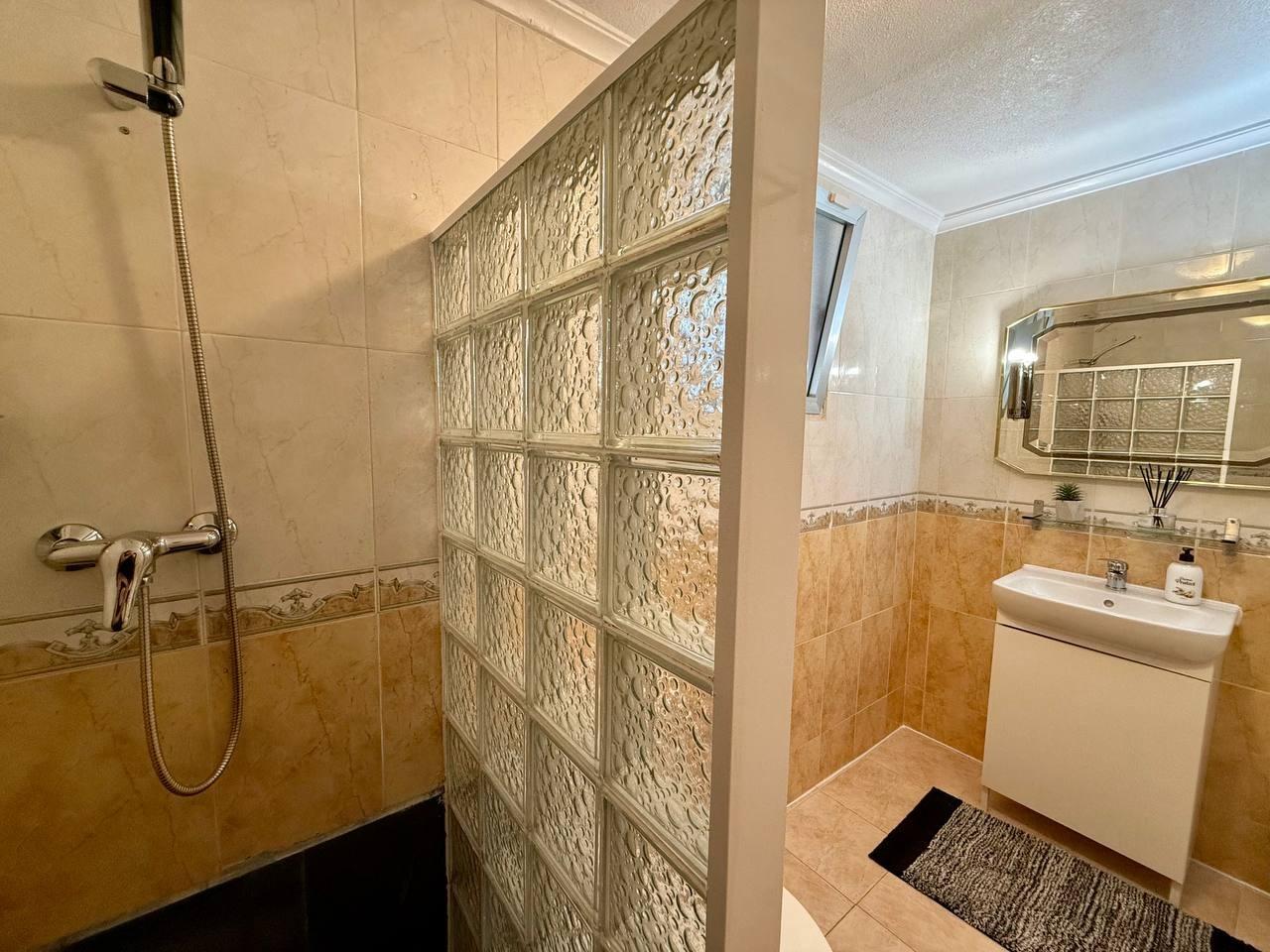 Huoneisto Torrevieja, Alicante, Espanja 2 makuuhuonetta, 89 m2 No. 182804