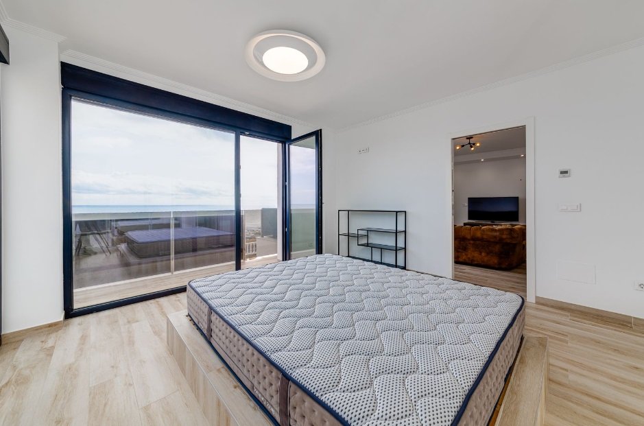 Villa i La Mata, Alicante, Spanien 4 sovrum, 210 kvm. Nr. 145218