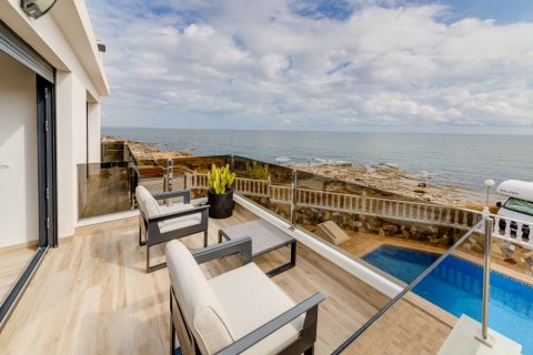 Villa in vendita a La Mata, Alicante, Spagna 4 camere da letto, 210 mq. N° 145218 - foto 2