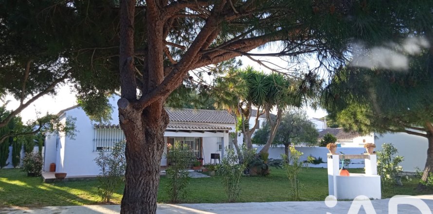 Сasa en Barbate, Cádiz, España 4 dormitorios, 172 m2 No. 152447