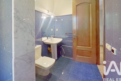 House for sale in Salou, Tarragona, Spain 5 bedrooms, 653 sq.m. No. 152449 - photo 29