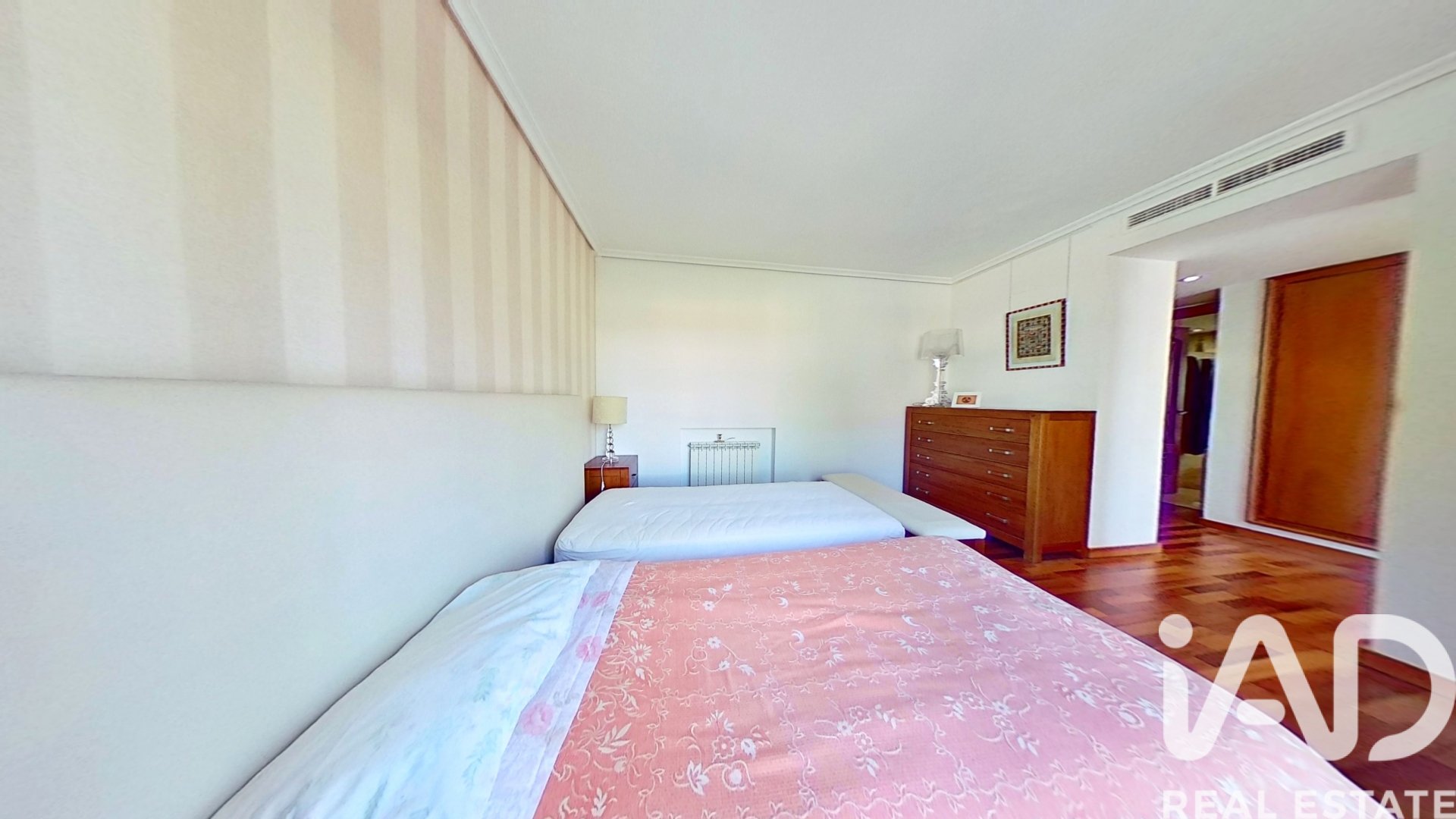 House in Salou, Tarragona, Spain 5 bedrooms, 653 sq.m. No. 152449