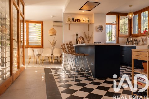 Dom w Torredembarra, Tarragona, Hiszpania 6 sypialni, 289 mkw. nr 152448 – zdjęcie 12