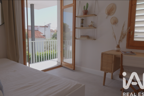 House for sale in Torredembarra, Tarragona, Spain 6 bedrooms, 289 sq.m. No. 152448 - photo 24