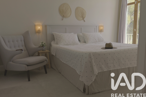 Dom w Torredembarra, Tarragona, Hiszpania 6 sypialni, 289 mkw. nr 152448 – zdjęcie 15