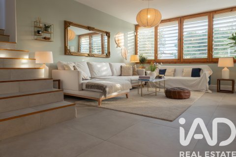 Dom w Torredembarra, Tarragona, Hiszpania 6 sypialni, 289 mkw. nr 152448 – zdjęcie 7