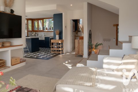 Dom w Torredembarra, Tarragona, Hiszpania 6 sypialni, 289 mkw. nr 152448 – zdjęcie 9