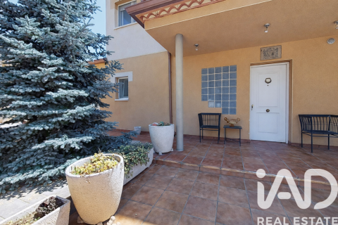 Talo myytävänä Valls, Tarragona, Espanja, 5 makuuhuonetta, 270 m2 No. 152451 - kuva 14