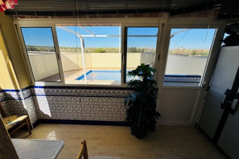Apartamento en venta en La Mata, Alicante, España 2 dormitorios, 70 m2 No. 155388 - foto 8