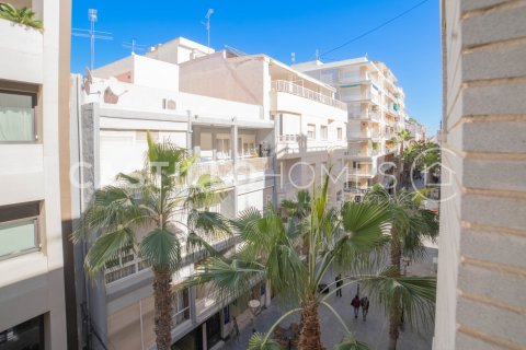 Dzīvoklis pārdošanā Torrevieja, Alicante, Spānijā 3 istabas, 101 m2 Nr. 155382 - attēls 12