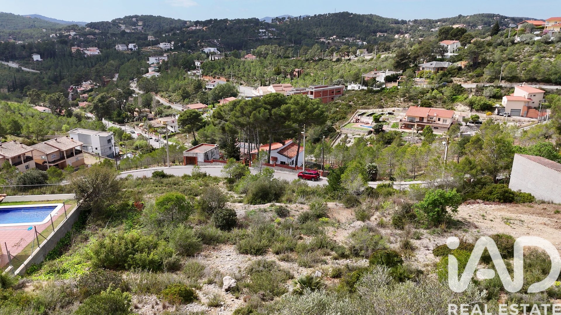 Tontti Olivella, Barcelona, Espanja 1059 m2 No. 172798