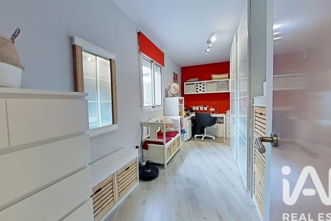 Продажа пентхауса в Вила-Сека, Таррагона, Испания 4 спальни, 147.5м2 №172795 - фото 19