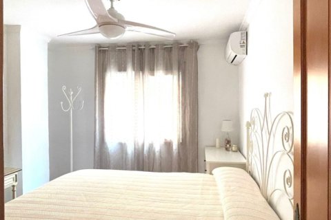 Apartamento en venta en Málaga, España 3 dormitorios, 72 m2 No. 172799 - foto 27