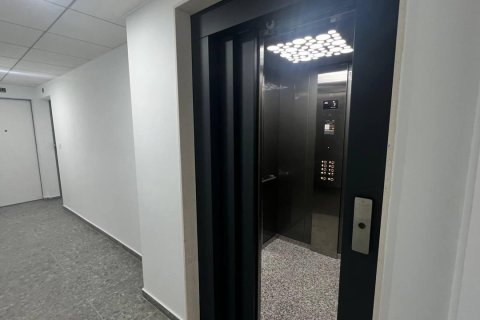 Huoneisto myytävänä Torrevieja, Alicante, Espanja, 2 makuuhuonetta, 80 m2 No. 139975 - kuva 3
