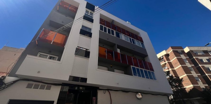 Huoneisto Torrevieja, Alicante, Espanja 2 makuuhuonetta, 80 m2 No. 139975