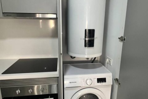 Huoneisto myytävänä Torrevieja, Alicante, Espanja, 2 makuuhuonetta, 80 m2 No. 139975 - kuva 19
