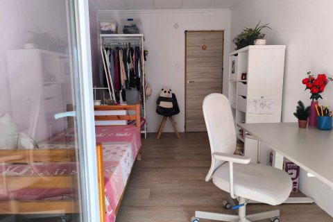 Huoneisto myytävänä Santa Pola, Alicante, Espanja, 3 makuuhuonetta, 106 m2 No. 183423 - kuva 15