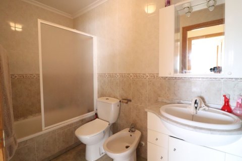 Wohnung zum Verkauf in Guardamar del Segura, Alicante, Spanien 2 Schlafzimmer, 50 m2 Nr. 183421 - Foto 8