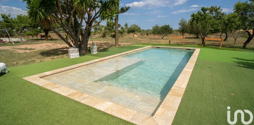 Talo Vila-seca, Tarragona, Espanja 5 makuuhuonetta, 390 m2 No. 154237