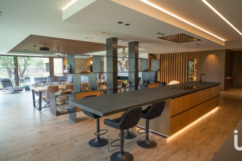 Talo myytävänä Vila-seca, Tarragona, Espanja, 5 makuuhuonetta, 390 m2 No. 154237 - kuva 9