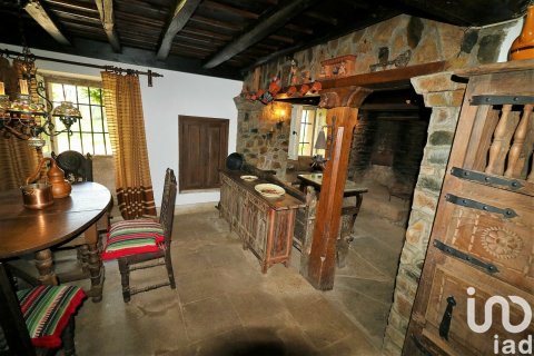 Продажа дома в Саррия, Луго, Испания 2 спальни, 230м2 №154234 - фото 9