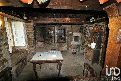 Продажа дома в Саррия, Луго, Испания 2 спальни, 230м2 №154234 - фото 7