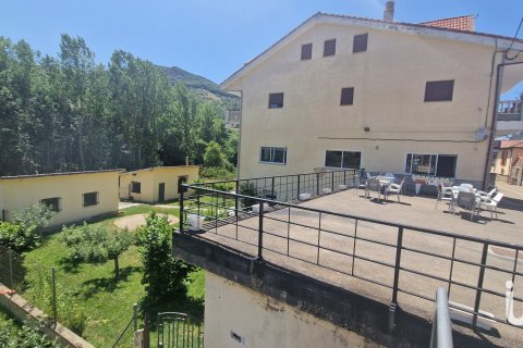 Hotelis pārdošanā Leon, Spānijā 7 istabas, 760 m2 Nr. 154233 - attēls 2
