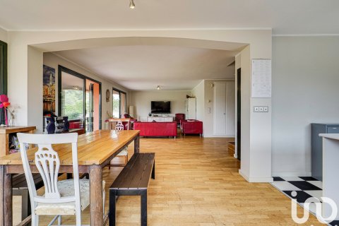 Hus till salu i Sant Julia De Ramis, Girona, Spanien 5 sovrum, 472 kvm. Nr. 154235 - foto 8