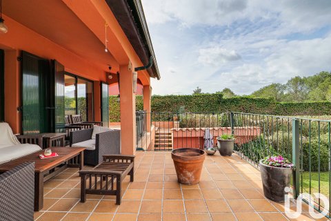 Hus till salu i Sant Julia De Ramis, Girona, Spanien 5 sovrum, 472 kvm. Nr. 154235 - foto 4