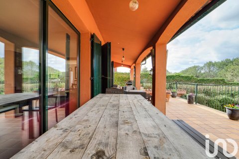 Hus till salu i Sant Julia De Ramis, Girona, Spanien 5 sovrum, 472 kvm. Nr. 154235 - foto 5